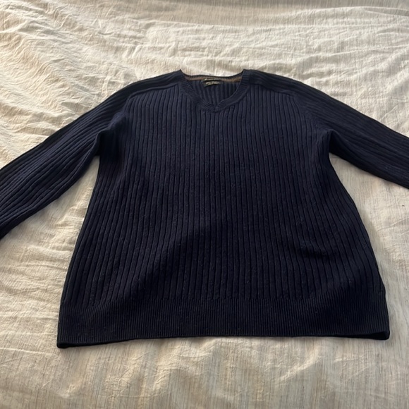Massimo Dutti navy wool cashmere sweater - Picture 2 of 5